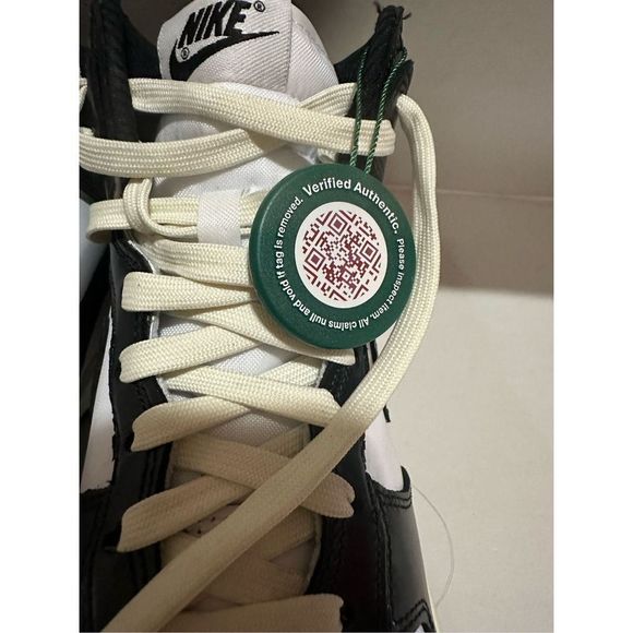 Nike Women's Dunk High Vintage Black Coconut Milk DQ8581-100 Size 7.5 - Picture 16 of 16